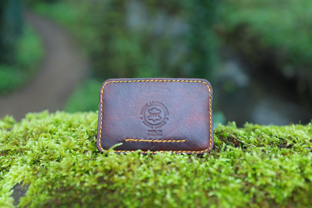 Moss - Minimal leather card holder